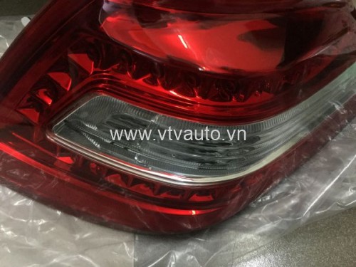 Đèn hậu RH Nissan Teana 2010 ,15-1932R-U