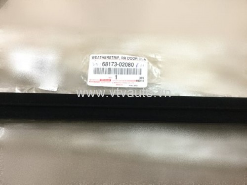 Nẹp chân kính phía trong Toyota Corolla Altis 2002-2007,68171-02090/ 68173-02080