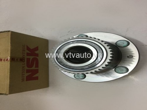 Bi may ơ sau Mazda 6 2005