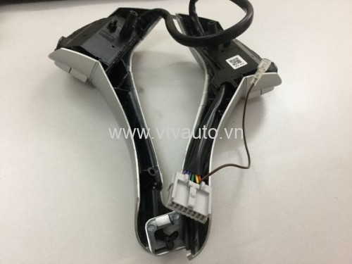 Cụm công tắc điều khiển Nissan Navara 