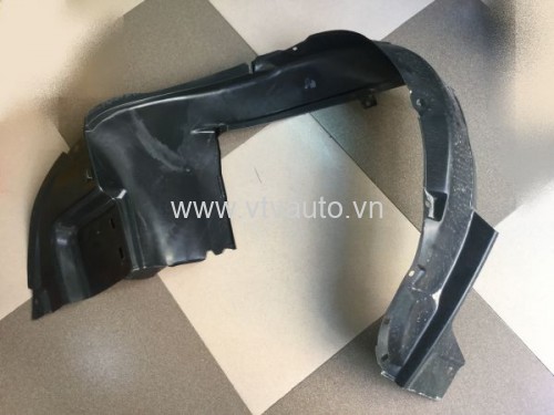 Chắn bùn lòng dè  Hyundai Starex 2004