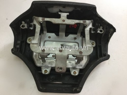 Nắp còi vô lăng Land Cruiser 1992-1995 