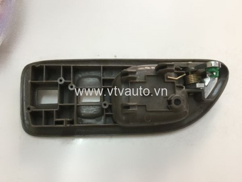Tay mở trong trước phải Honda Accord 1995