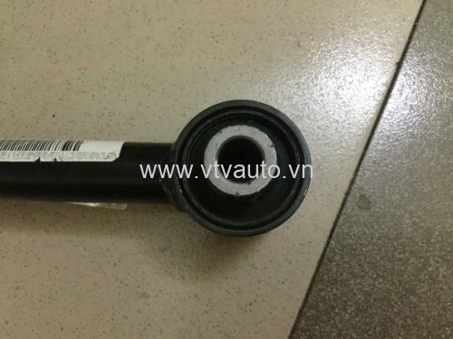 Thanh giằng ngang sau Kia Sorento 