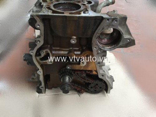 Lốc máy tổng thành Ford Focus 1.8 