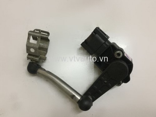 Cảm biến nâng hạ gầm BMW X5 