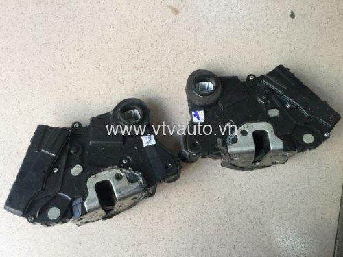 Khóa ngầm cửa Toyota Yaris 2006-2012 
