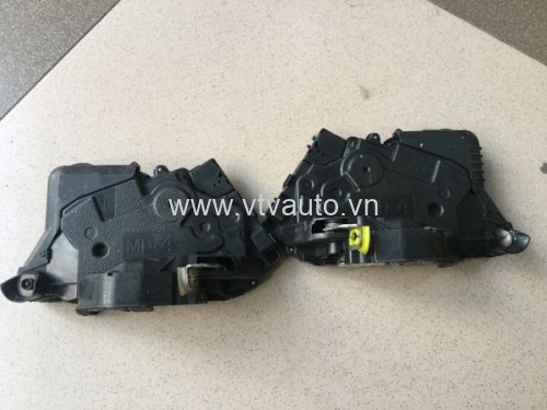 Khóa ngầm cửa Toyota Yaris 2006-2012 