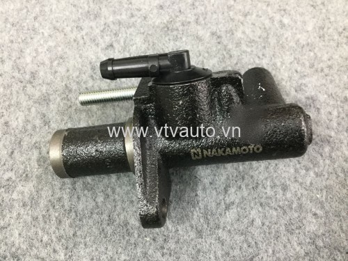 Tổng côn trên Ford Laser