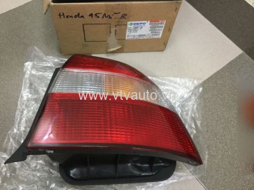 Đèn hậu bên phải Honda Accord 1995