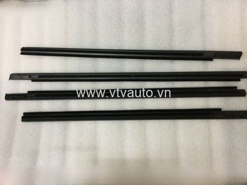 Bộ 4 nẹp chân kính ngòai Daewoo Matiz 1,2 (hàng loại 1)