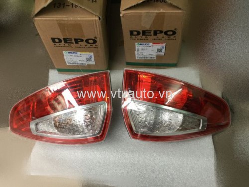 Đèn hậu ngòai Ford Fiesta 2013