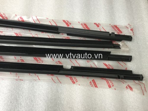 Bộ 4 Nẹp chân kính Toyota Corolla Altis 2002-2007