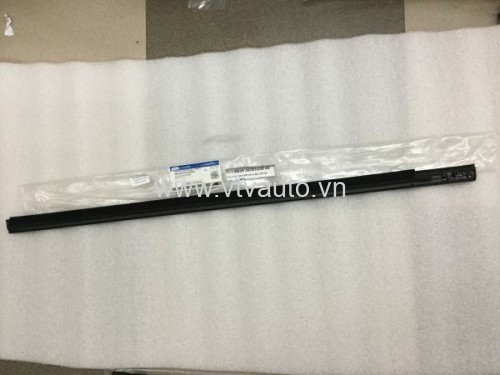 Nẹp chân kính ngòai trước Ford Ranger 2016 