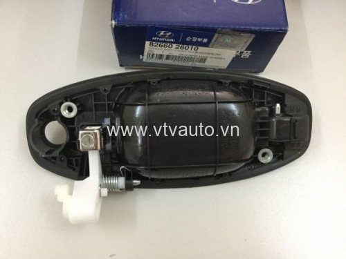 Tay mở cửa ngòai Hyundai Santafe 2002
