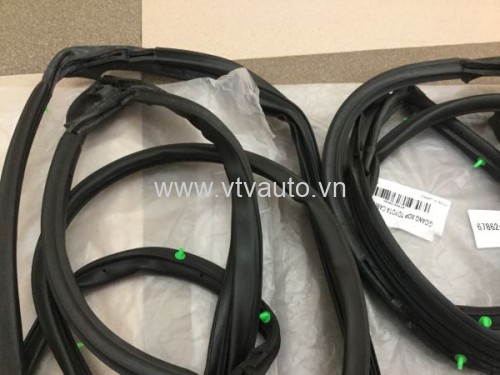 Gioăng cánh cửa Toyota Camry Mỹ 2010 