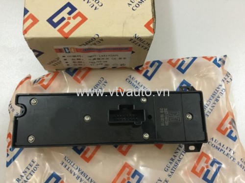 Công tắc lên kính tổng Ford Focus 2007
