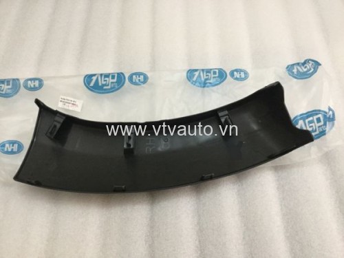 Ốp phồng ba đờ xốc trước RH Toyota Hilux 2012 