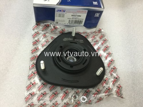 Bát bèo trước Toyota Corolla Altis 2009 