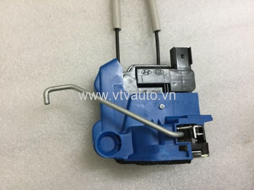 Khóa ngậm cửa trước Kia Rio 