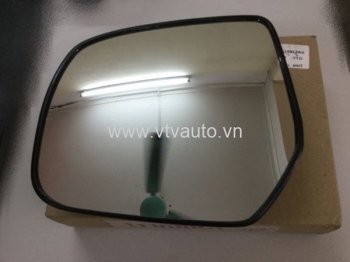Mặt gương phải Ford Everest 2013 