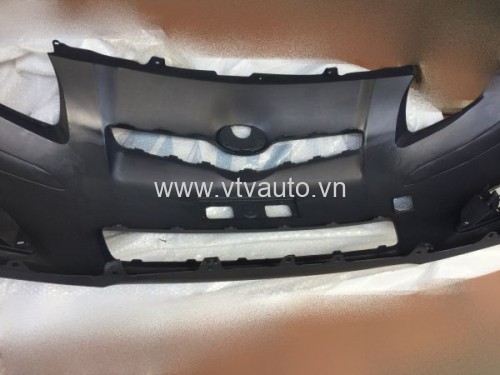 Cản trước Toyota Yaris 2010