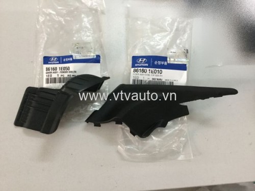 Ốp góc 2 bên chắn rác chân kính Hyundai Verna 2008 