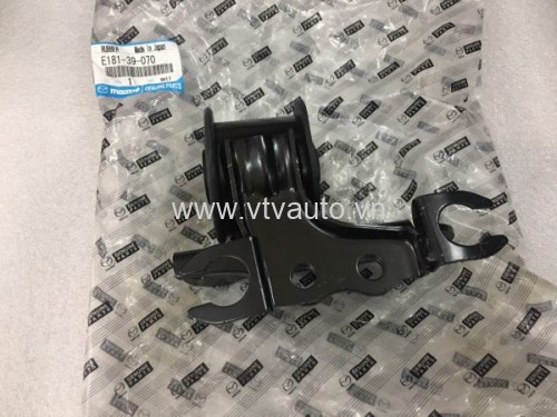 Chân máy hộp số Ford Escape 2.3 2004 