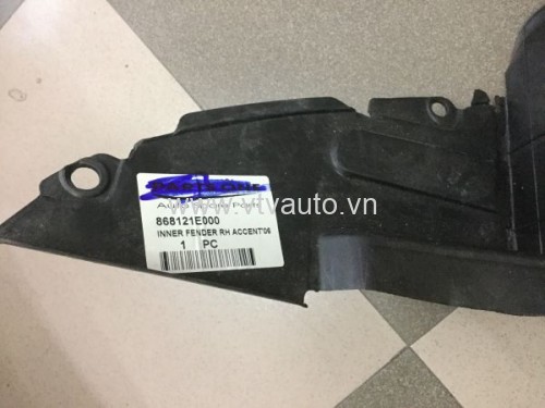 Chắn bùn lòng dè bánh trước bên phải Hyundai Verna  2008