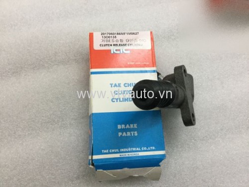 Tổng côn dưới Kia K3000 