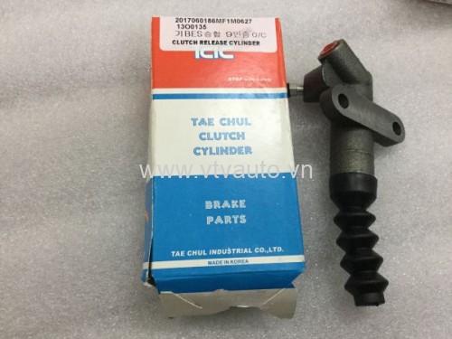 Tổng côn dưới Kia K3000 