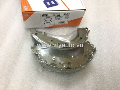 Má phanh sau guốc Toyota Vios 2010 