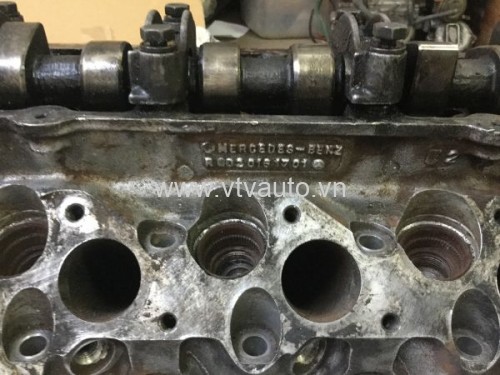 Mặt máy Ssangyong Korando 2004 