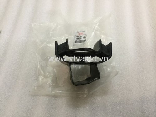 Chân hộp số chính Mitsubishi Pajero V32 1990 
