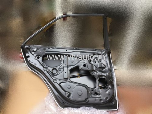 Cánh cửa sau tài Toyota Camry 2012-2015 