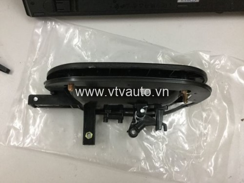 Tay mở cửa ngoài trái Kia Bongo 3  