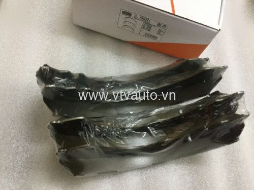 Má phanh sau Mitsubishi Pajero Sport 