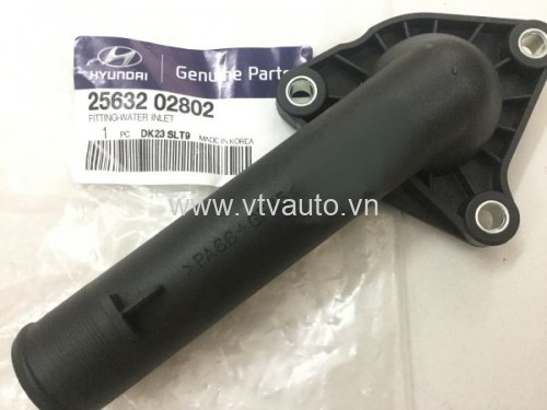 Ống nước trên đậy van hằng nhiệt Hyundai Getz 
