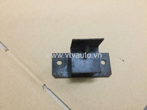Chân đệm ống xả Mitsubishi Pajero V33  