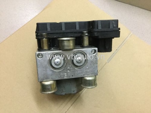 Cụm chia dầu phanh ABS Mitsubishi Lancer 2003-2010  