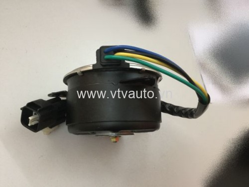 Mô tơ quạt két nước Suzuki 7 tạ  2013-2018 