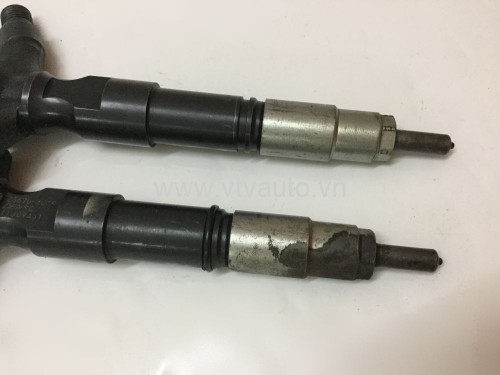 Kim phun bãi Toyota Hilux 2012-2016 2.5 máy 2KD