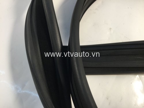 Gioăng trượt kính  Nissan Bluebird 1992 