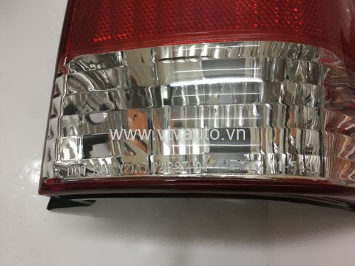 Đèn hậu RH Ford Escape 2001-2003
