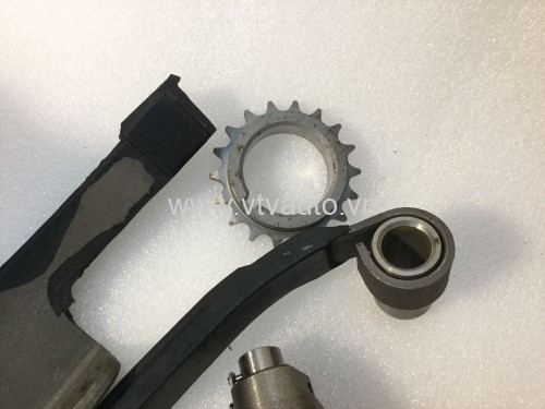 Bộ sên + nhông + đỡ + tỳ Toyota Hiace 1992-2001