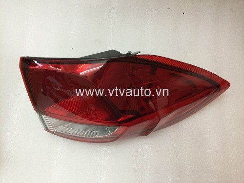 Đèn hậu ngoài trái Ford Ecosport 2014-2018