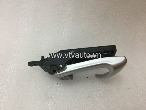 Tay mở trong sau trái Hyundai Santafe 2007-2009