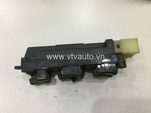 Công tắc lên kính tổng bãi Toyota Corolla 1989-1995