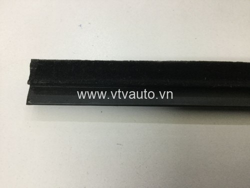 Nẹp chân kính ngoài Toyota Land Cruiser 1992-1997