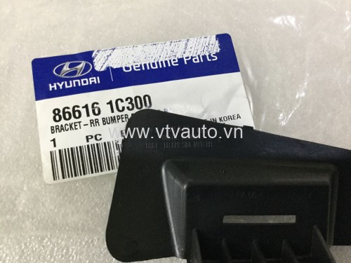 Phe cài ba đờ xốc sau bên phải Hyundai Getz